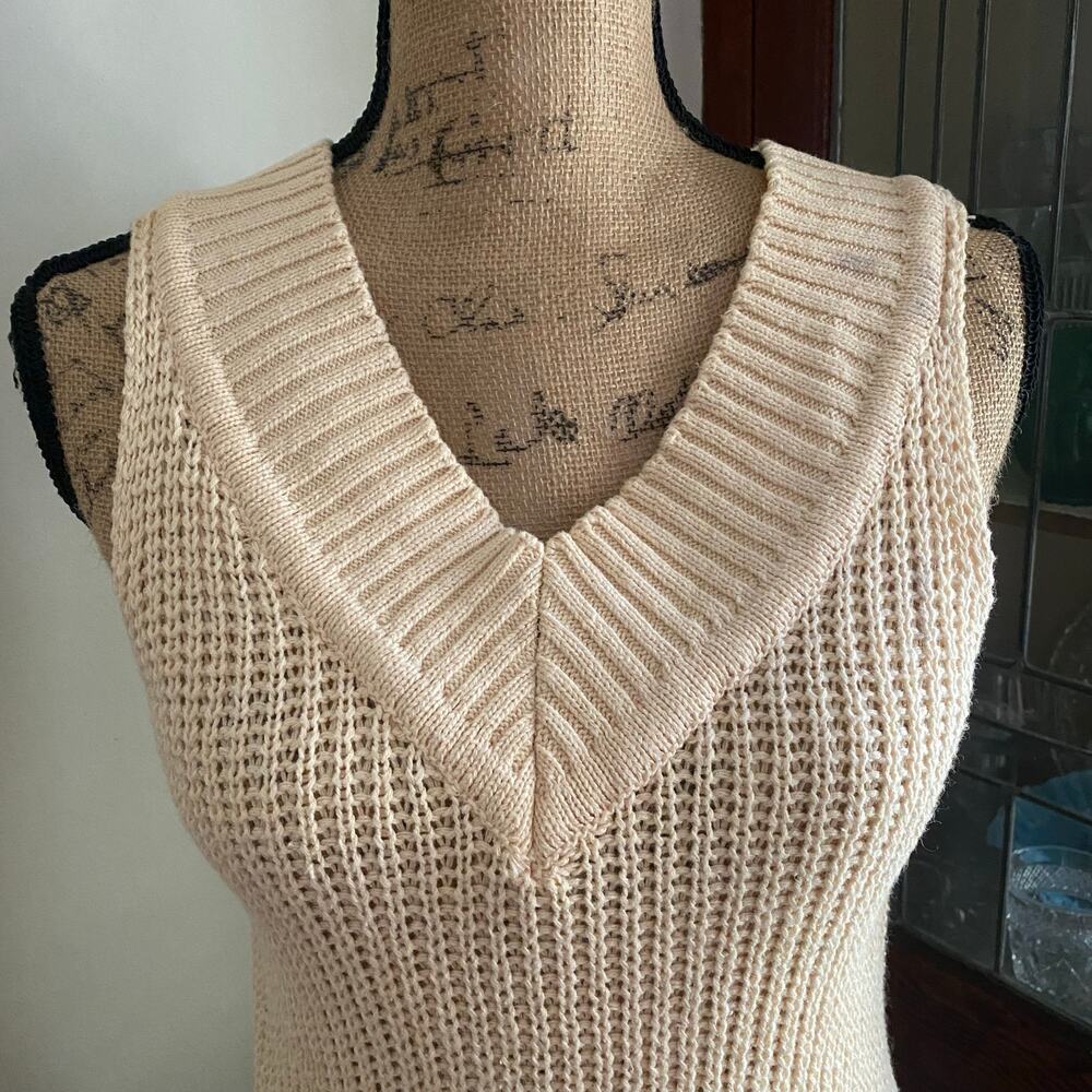 Vintage 80s Currants Jeri Jo Knit Sweater Vest Cream V-Neck Open Stitch Top XS - Picture 7 of 17